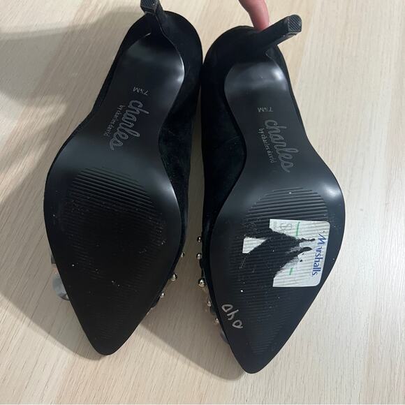 Charles By Charles David Black Heels with Floral Embellishments - Picture 4 of 5